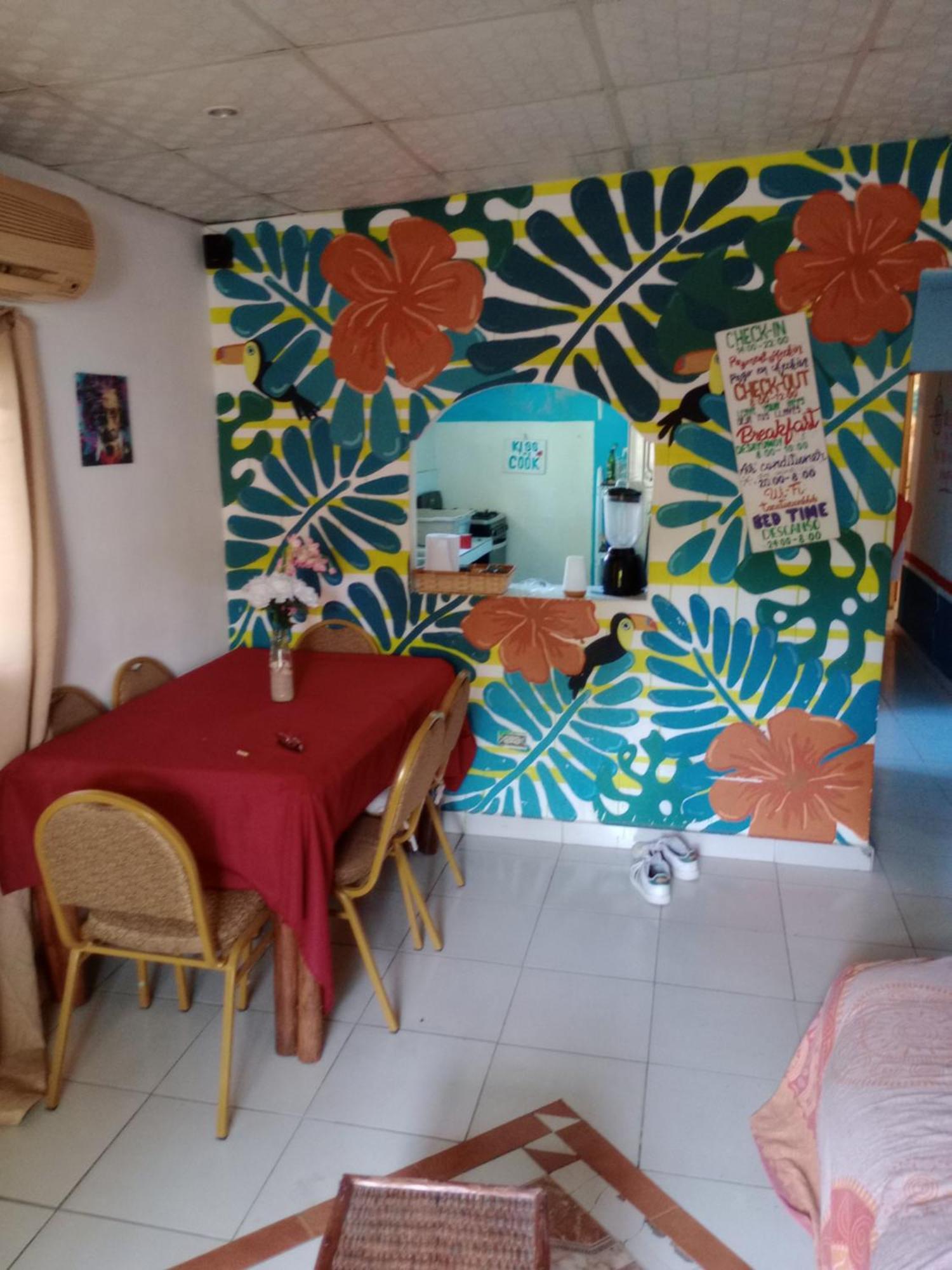 Taca Tucan Hostel Playa Blanca  Exterior photo